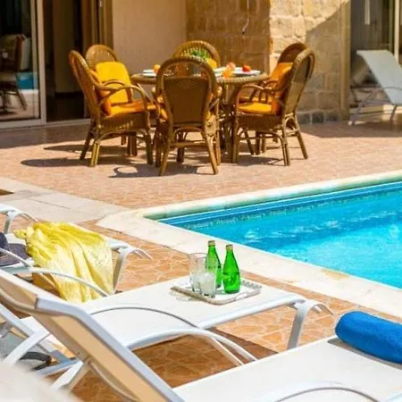 Valley 1 With Private Pool * Polis